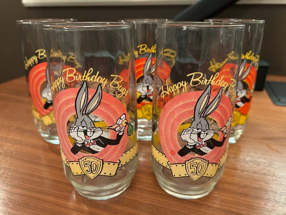 Vintage 1990 Bugs Bunny Happy 50th Birthday Tumbler Glass Looney Tunes, Set of 5